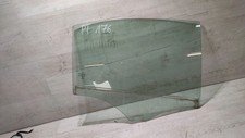 Mercedes-Benz A W176 2017 Hinten rechts Fenster Scheibe Tür hinten 43R00048 Mercedes-Benz A W176 2017 Hinten rechts Fenster Scheibe Tür hinten 43R00048