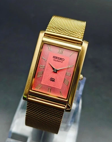 Classic Vintage Seiko Slim Quartz Men's Wrist Watch