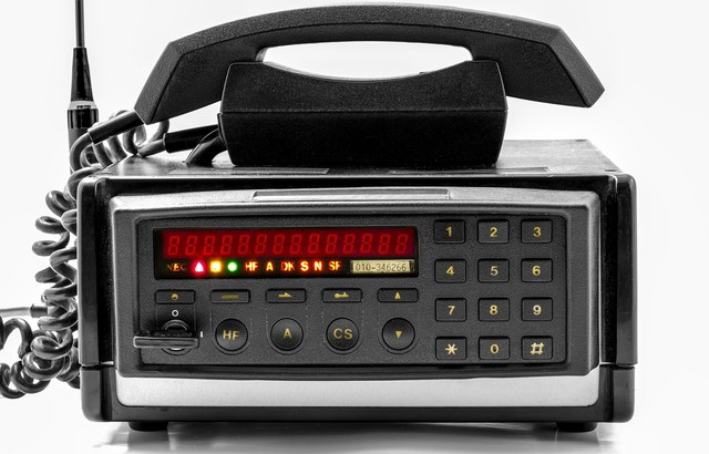 *ULTRA RARE* NEC TR4E 180-1C (SERIAL.NO: 408) NEC First Cell Phone From 1983 *ULTRA RARE* NEC TR4E 180-1C (SERIAL.NO: 408) NEC First Cell Phone From 1983