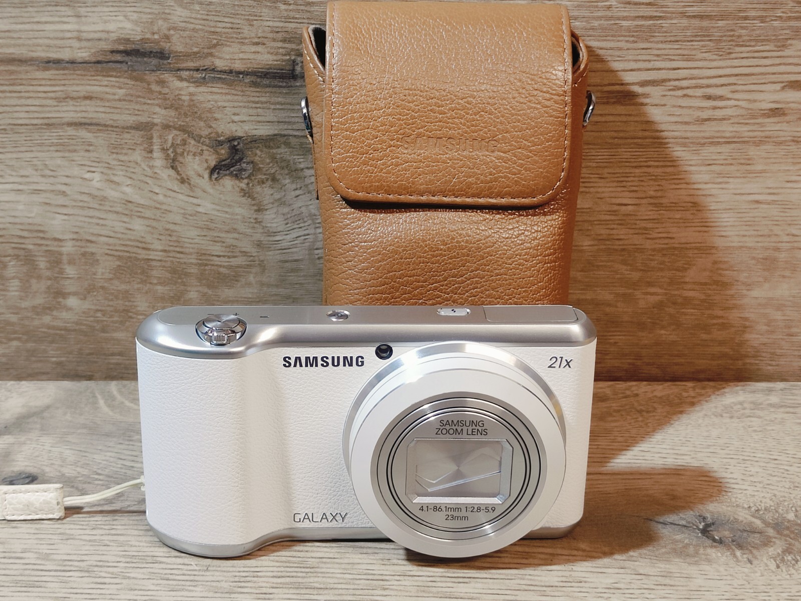 Samsung Galaxy Camera 2 16.3MP Digital Camera - White VGC Amazing Photos