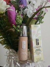 Clinique beyond perfecting foundation concealer 1.0 oz CN 10 02 Alabaster NIB