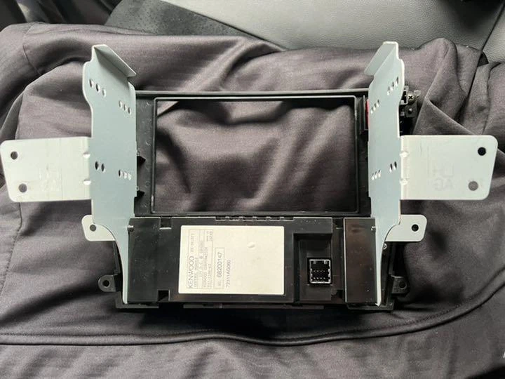 BP5/BP9/BPE/BL5/BL9/BLE Subaru Legacy genuine audio panel navigation panel car - Image 2 of 4