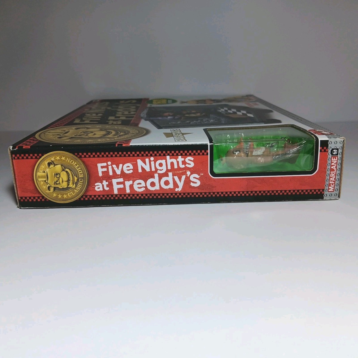 McFarlane Toys Five Nights at Freddy's Backstage Set