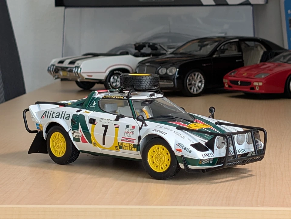 Lancia Stratos HF Rally Safari 1977 #7 1/18 KYOSHO - Image 2 of 4