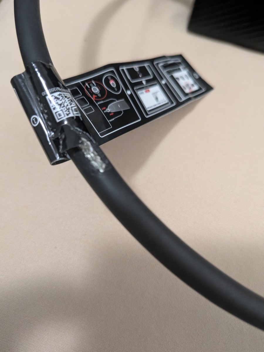 グラフィックボード・グラボ・ビデオカード ASUS ROG XG Mobile Radeon RX 6850M XT Amazon.co.jp: ASUS ROG XG Mobile (2022) AMD Radeon RX 6850M XT