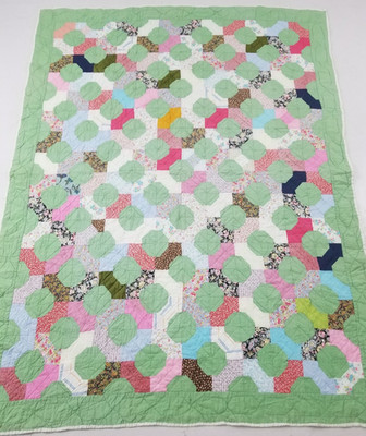 Vintage handgefertigte schöne Fliege Variation mehrfarbig Quilt 77x58 Zoll