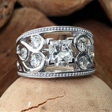 Elegant 925 Sterling Silver White Topaz Charms Wedding Engagement Ring Size 9