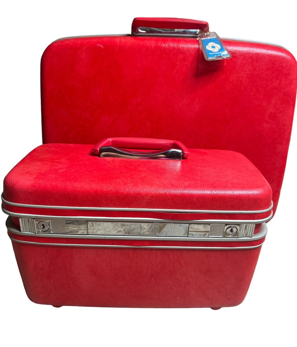 Vintage Samsonite Sentry silhoutte red Train Case and suitcase