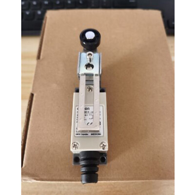 1PC New Omron D4V-8108Z-N D4V8108ZN Limit Switch New in box FREE