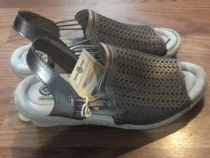 earth spirit wedge sandals