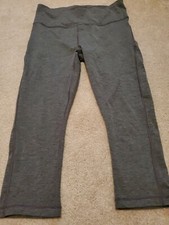 Athleta Ultimate Stash Pocket Capri Leggings Gray Size Medium