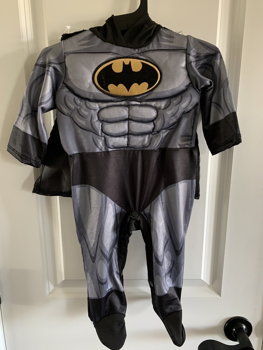 New BATMAN Muscle Footed Costume Cape Hood Halloween Baby Boy 0-6 - Main Image