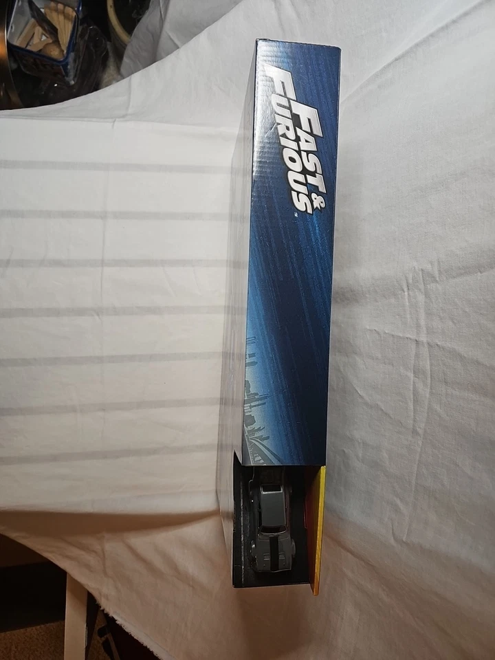 Fast and Furious F8 Ice Charger Cars Frozen Missile Attack Playset Vehicle Toys - Image 2 of 4