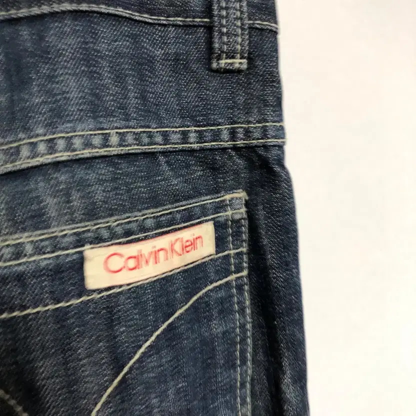 Calvin Klein Men's Blue Jeans, Size 30, Excellent Condition thumbnail 4