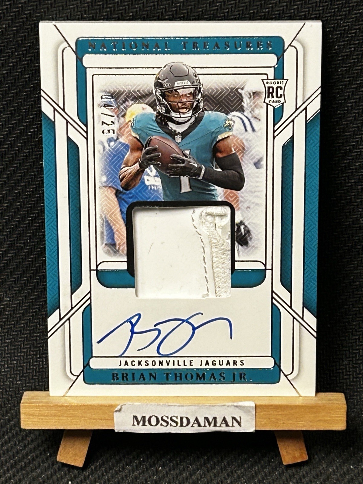 BRIAN THOMAS JR. 2024 NATIONAL TREASURES RPA ROOKIE GLOVES RC AUTO 04/25 JAGUARS