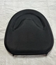 Khanka Hard, Black Nylon Zipper Headphone Carrying Case