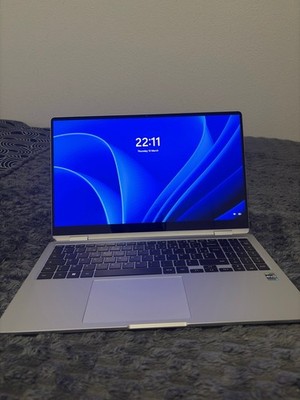 Samsung Galaxy Book3 360 15.6'' (1TB SSD, Intel Core i7 13th Gen., 5.00 GHz,...