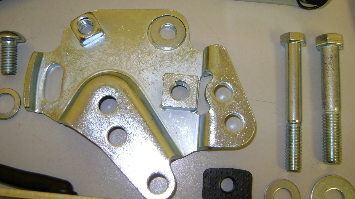 Camaro 69 Shifter Linkage Kit for Hurst Shifter Rods bracket