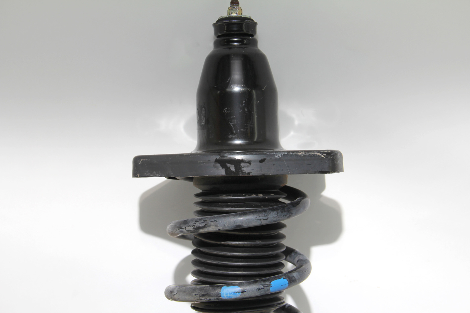 Honda Ridgeline Shock Absorber Strut Rear Left 52620SJCA03 OEM 0614