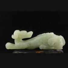 Old China Natural hetianJade hand carved statue of dog zodiac pendant A9