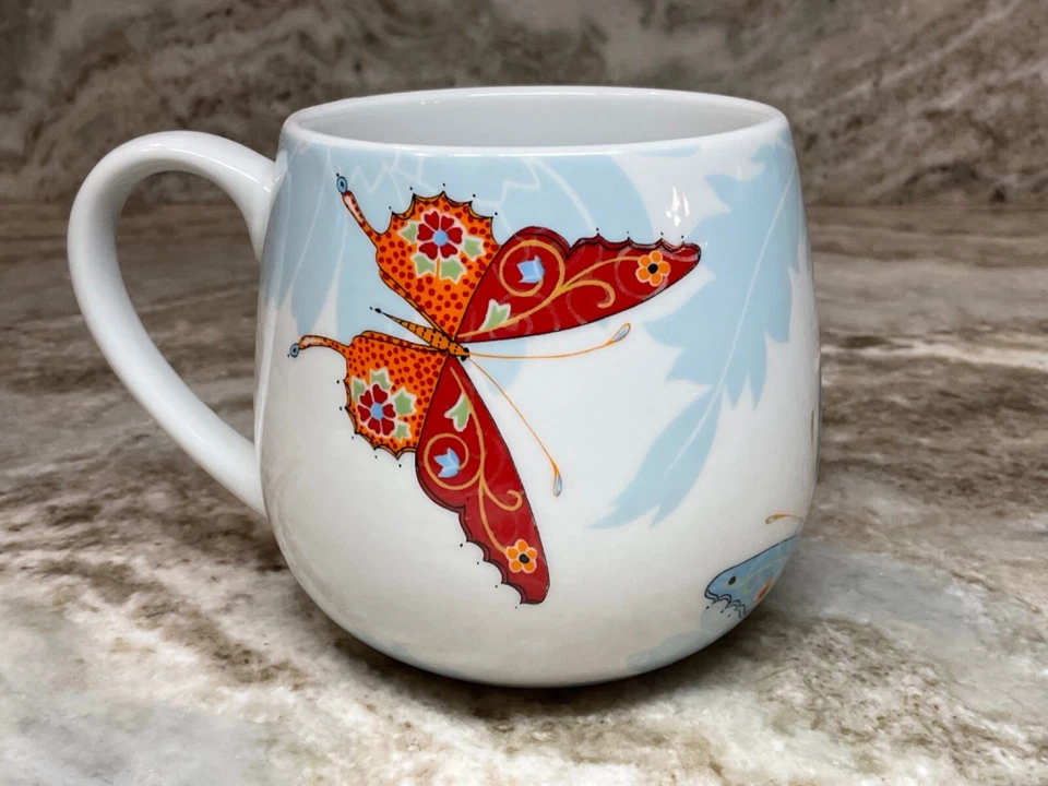 Taza de café grande mariposas de colores. Rojo y azul. Konitz. 14 onzas. Nuevo. Foto 2 de 4