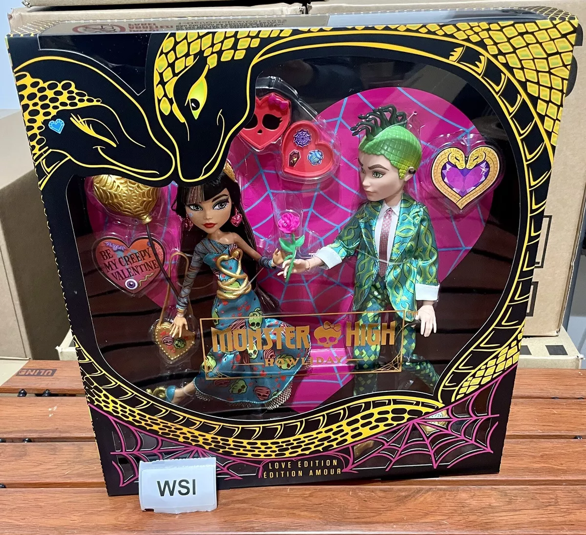 Monster High DEUCE GORGON CLEO DE NILE Collector Dolls Valentine's Day  HOWLIDAY