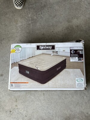 Bestway 67938E Air Mattress with Biult-In Pump - Queen Size, Maroon