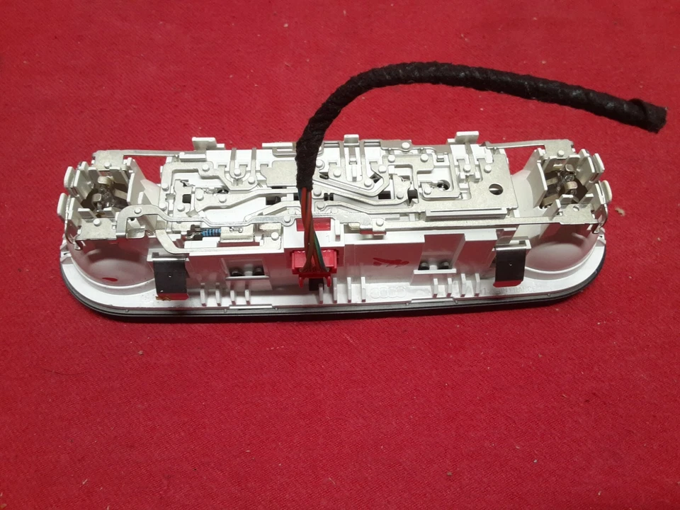 2008 2009 2010 2011 2012 Audi S4 S5 A5 Q4 Rear O'Head Overhead Lamp Dome Light - Image 4 of 4