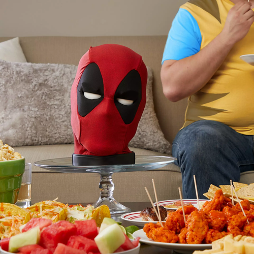 Marvel Legends Series Deadpool's Head Premium Interactive Head - Picture 5 of 11