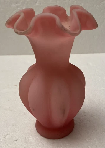 Vintage Fenton Rose Pink Satin 6" Melon Double Ruffle Flower Vase