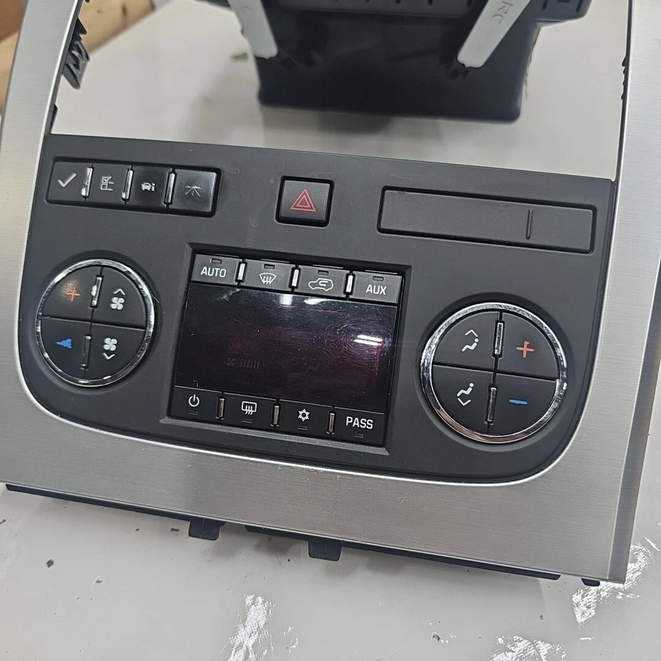 07-12 GMC ACADIA FRONT AUTOMATIC TEMPERATURE A/C AIR CONDITIONING HEATER CONTROL - Image 3 of 4