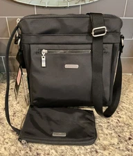 BAGGALLINI ON THE GO BAG w/RFID Wristlet OGB138B0090 BLACK MSRP $95 NWT