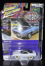 MUSCLE CARS USA MCACN 1969 CHEVY COPO CAMARO RS JOHNNY WHITE LIGHTNING CHASE CAR