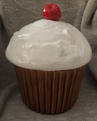 VTG Doranne Cupcake Cookie Jar USA J54 1970's Frosting Cherry On Top