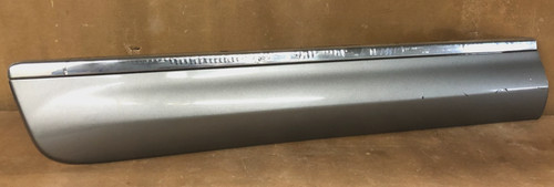 2013 chevy silverado door moulding trim ( passenger right rear ) 2011-2014