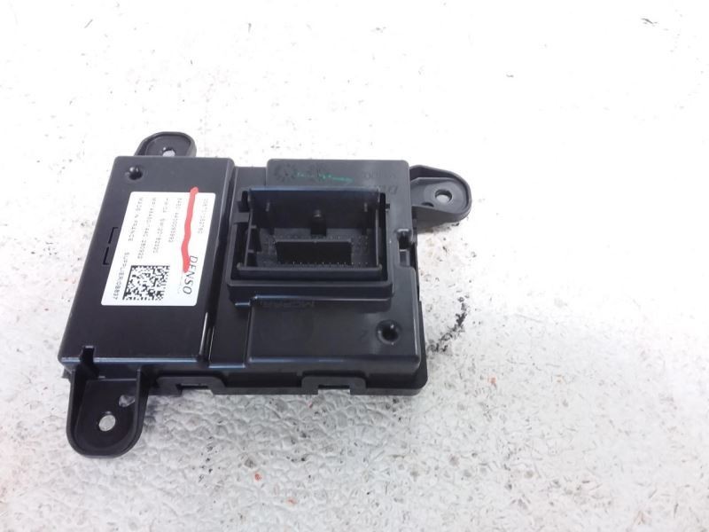 2023 MASERATI GHIBLI HVAC Control Module OEM Part Number 6701052760