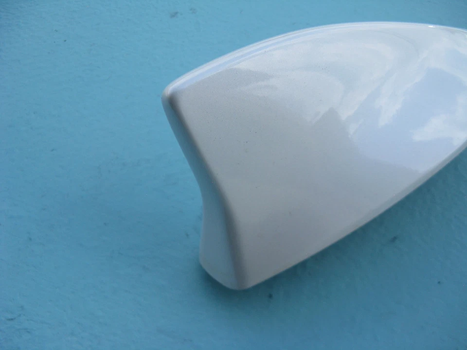 13 14 15 16 17 LEXUS LS460 LS TECHO SUPERIOR ANTENA ALETA DE TIBURÓN USADA BLANCO PERLA Foto 4 de 4