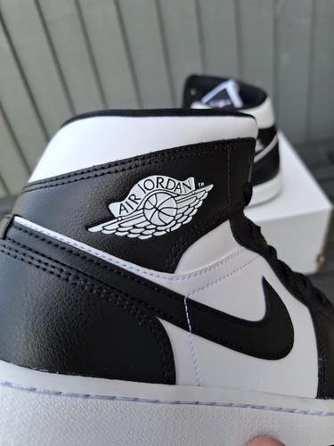 Nike Air Jordan 1 Mid Unisex Trainers Black White 'Panda' Size 8.5 (UK) RRP £130 - Picture 11 of 16