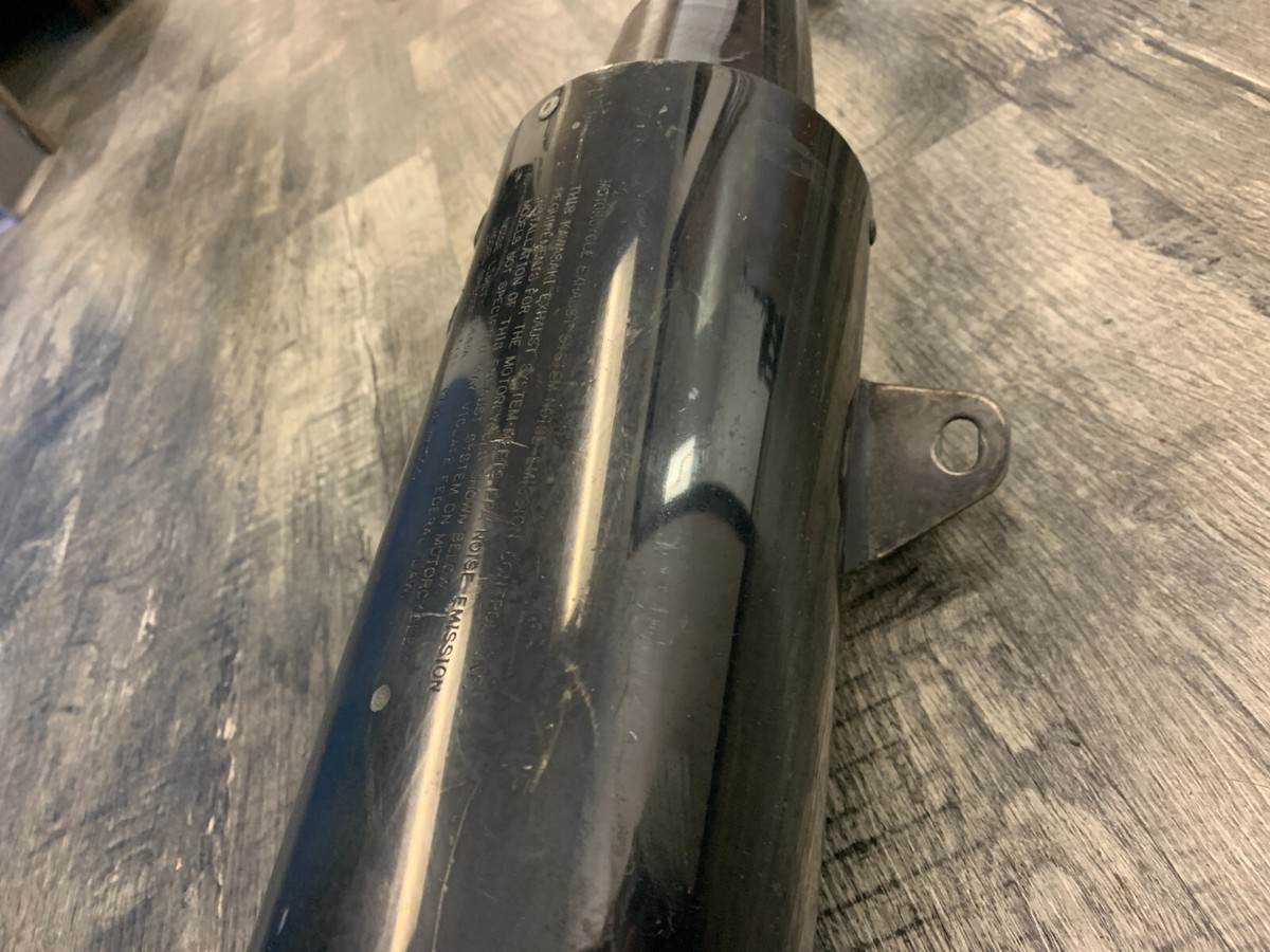 Kawasaki 1988 1989 1990 ZX1000 ZX10 Ninja OEM Left Muffler Kawasaki 1988 1989 1990 ZX1000 ZX10 Ninja OEM Left Muffler