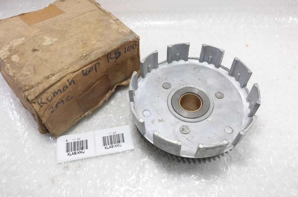Yamaha RS100 RS-100 RS 100 125  LS3 Primary Driven Gear NOS - Image 2 of 4