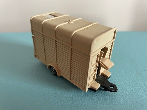 Corgi Juniors 3” James Bond 007 HORSE BOX Trailer Vintage OCTOPUSSY Rare