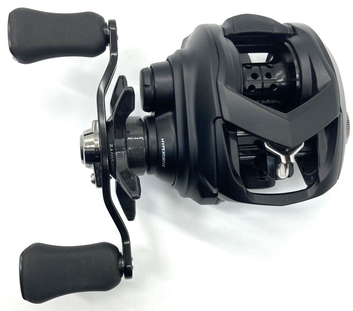 Daiwa TATULA TW 80H Right Handed Bait Casting Reel with Box Ship