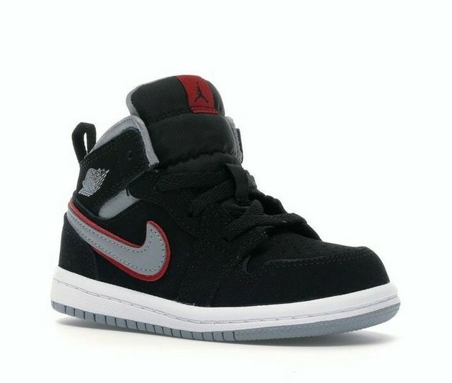 baby red nike shoes