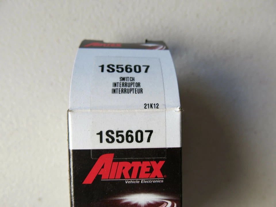 Interruptor de luz de freno Airtex 1S5607 para Toyota Previa 1991-1997, Cressida 1990 Foto 2 de 2
