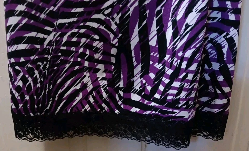 Moda Bug Cami Camiseta sin Mangas Mujer Talla Grande Encaje Púrpura Negro Correas Ajustables Foto 2 de 4