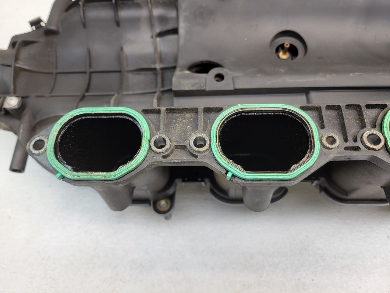 2003 2004 2005 2006 2007 Maserati Quattroporte Intake Manifold 212925