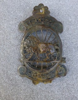 Plaque ancienne VELO PEUGEOT LION PARIS. Old Bike head badge. BICI FAHRRAD