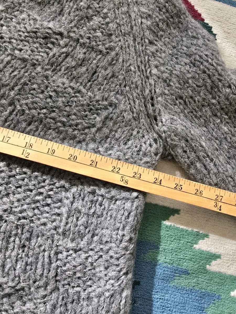 VINTAGE 60s V-neck Sweater %95 Mohair Knit Sweater Italy The