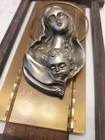 Vtg Madonna & Child Pewter Relief Bust Brass Back Wooden Frame Mcm — photo 4