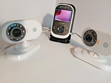 Motorola MBP-25PU 2.4 in Baby Monitor With 2 Camera Set